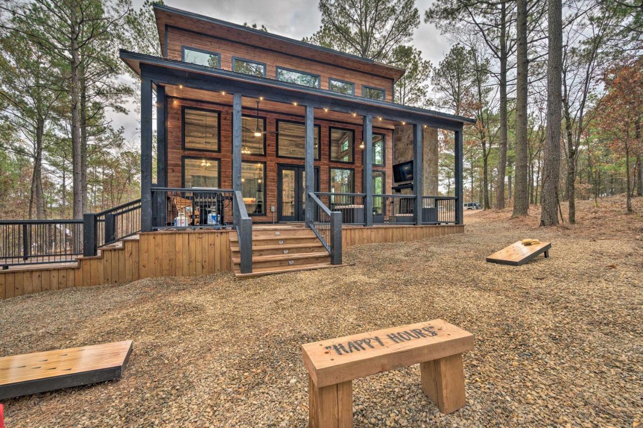 Luxury Cabin In The Woods With Hot Tub And Yard Games! Broken Bow Dış mekan fotoğraf