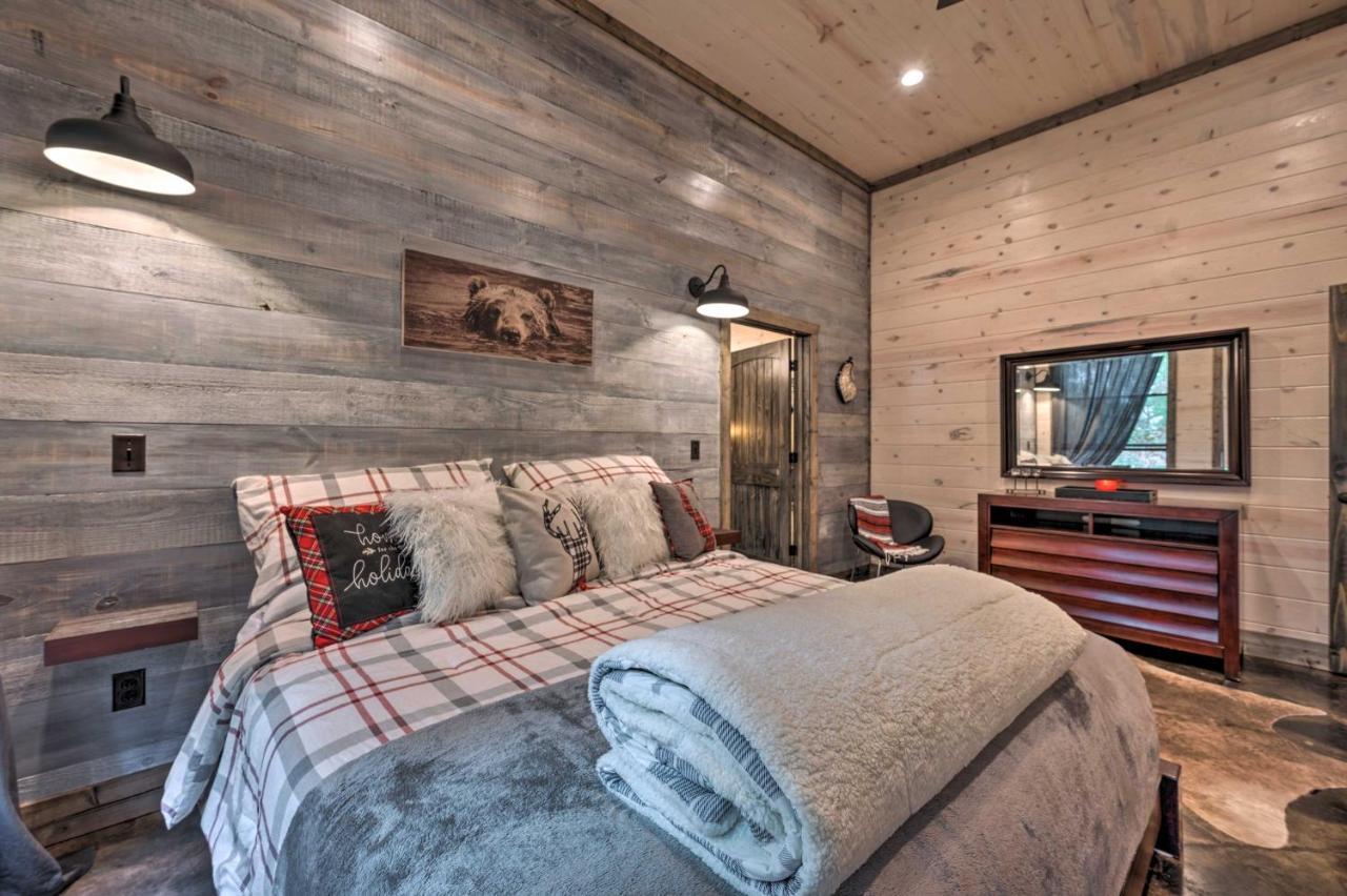 Luxury Cabin In The Woods With Hot Tub And Yard Games! Broken Bow Dış mekan fotoğraf