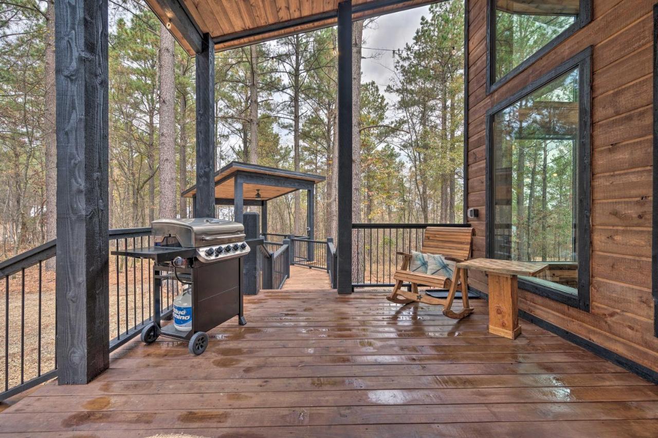Luxury Cabin In The Woods With Hot Tub And Yard Games! Broken Bow Dış mekan fotoğraf