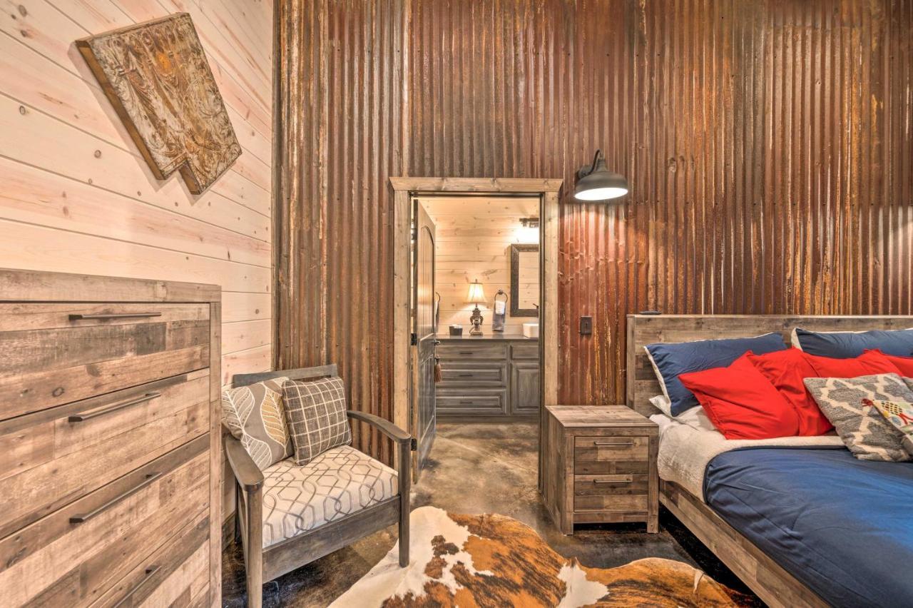 Luxury Cabin In The Woods With Hot Tub And Yard Games! Broken Bow Dış mekan fotoğraf