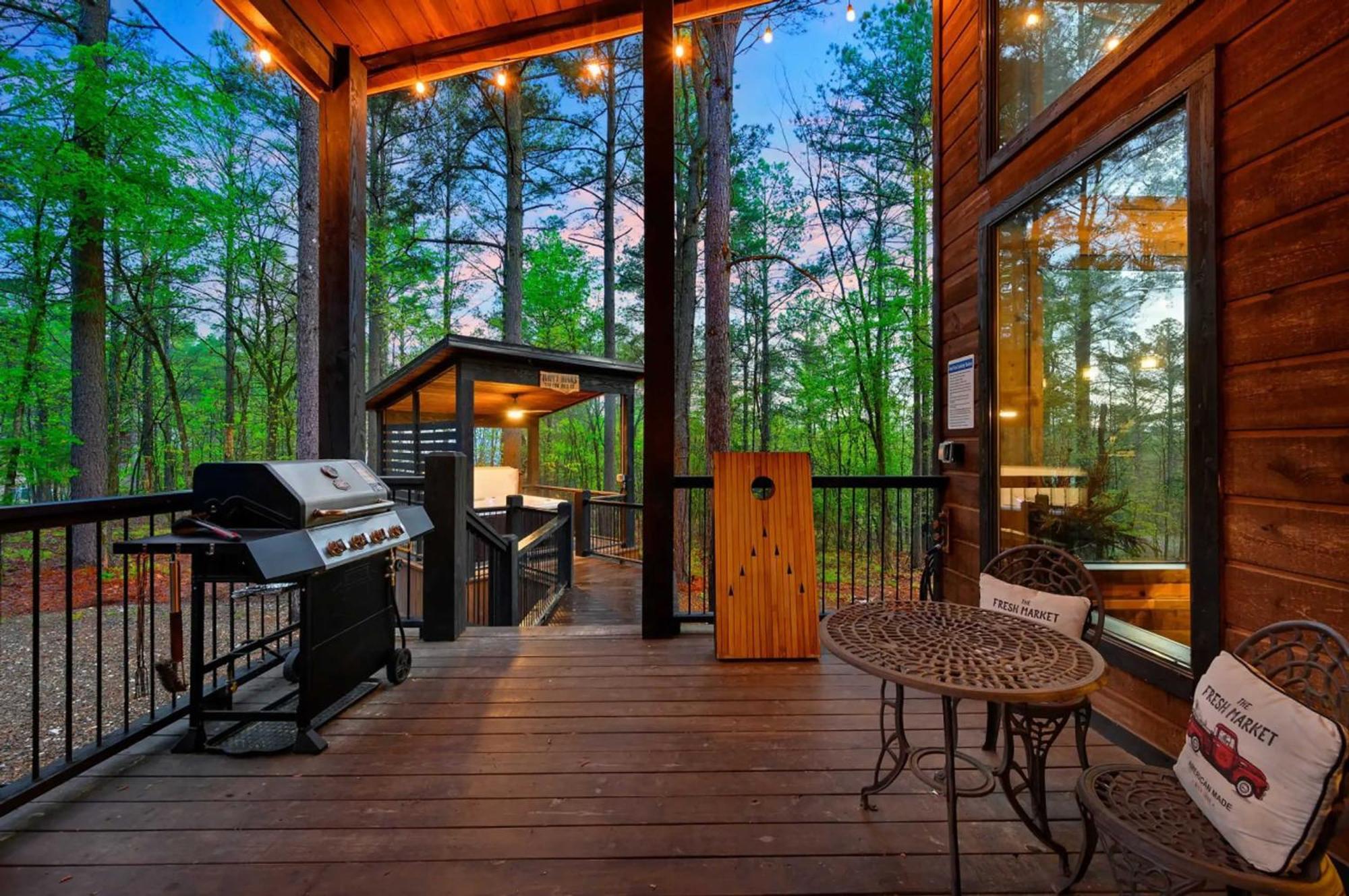 Luxury Cabin In The Woods With Hot Tub And Yard Games! Broken Bow Dış mekan fotoğraf